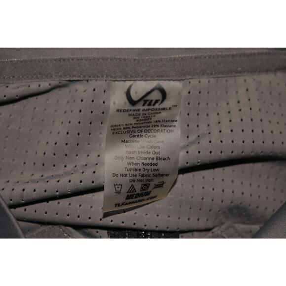 TLF $48 Perforated Mesh Maddox Jacket Gray Black Active Lightweight Medium - Picture 3 of 3
